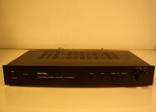 Rotel RA-820BX2